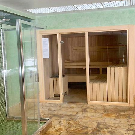 Salinas. Apartment For 4. Terrace/Parking/Pools/Gym/4Mins Beach 에스테포나 외부 사진